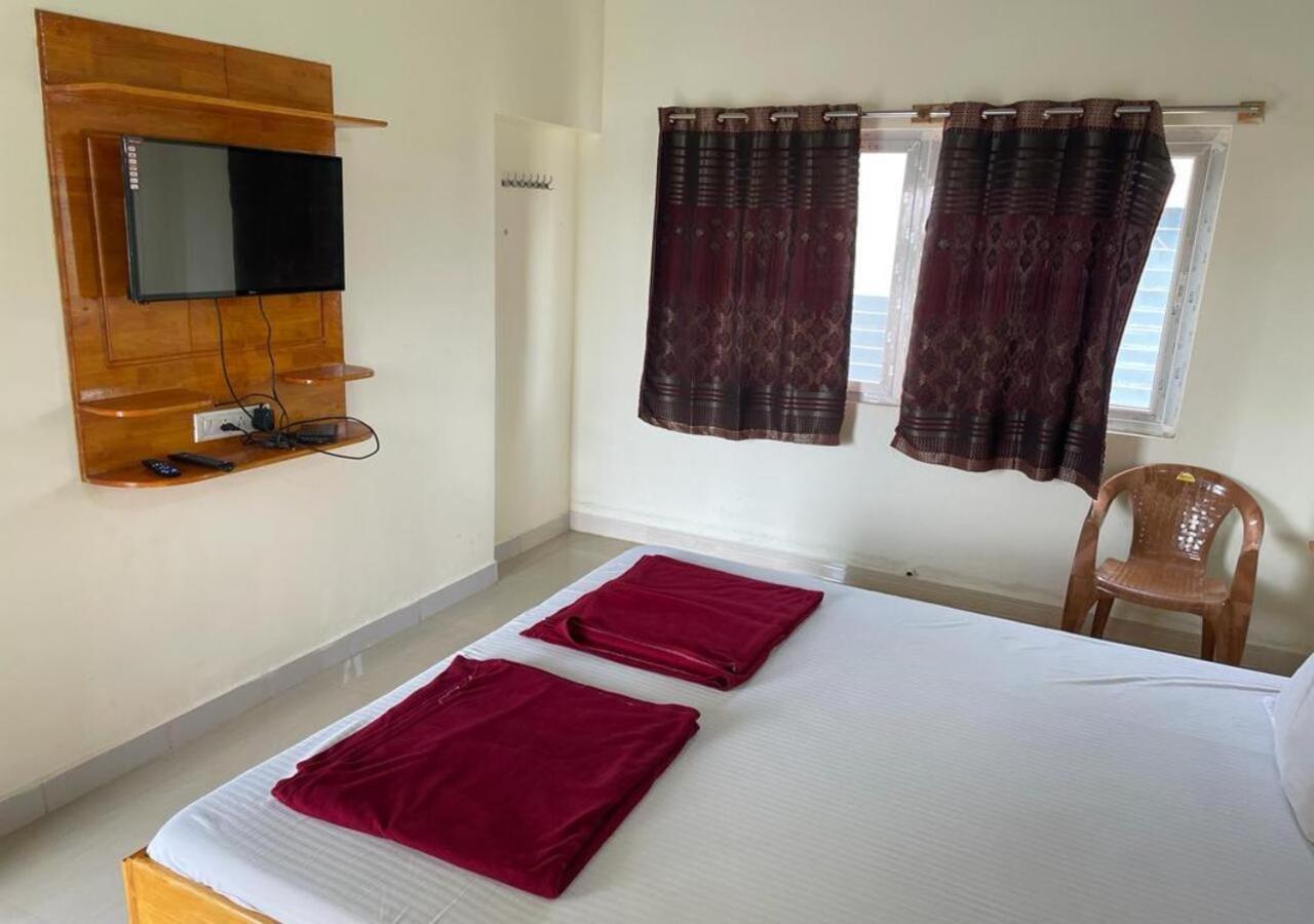 Naksha Tree Hotels - Yelagiri Exterior foto