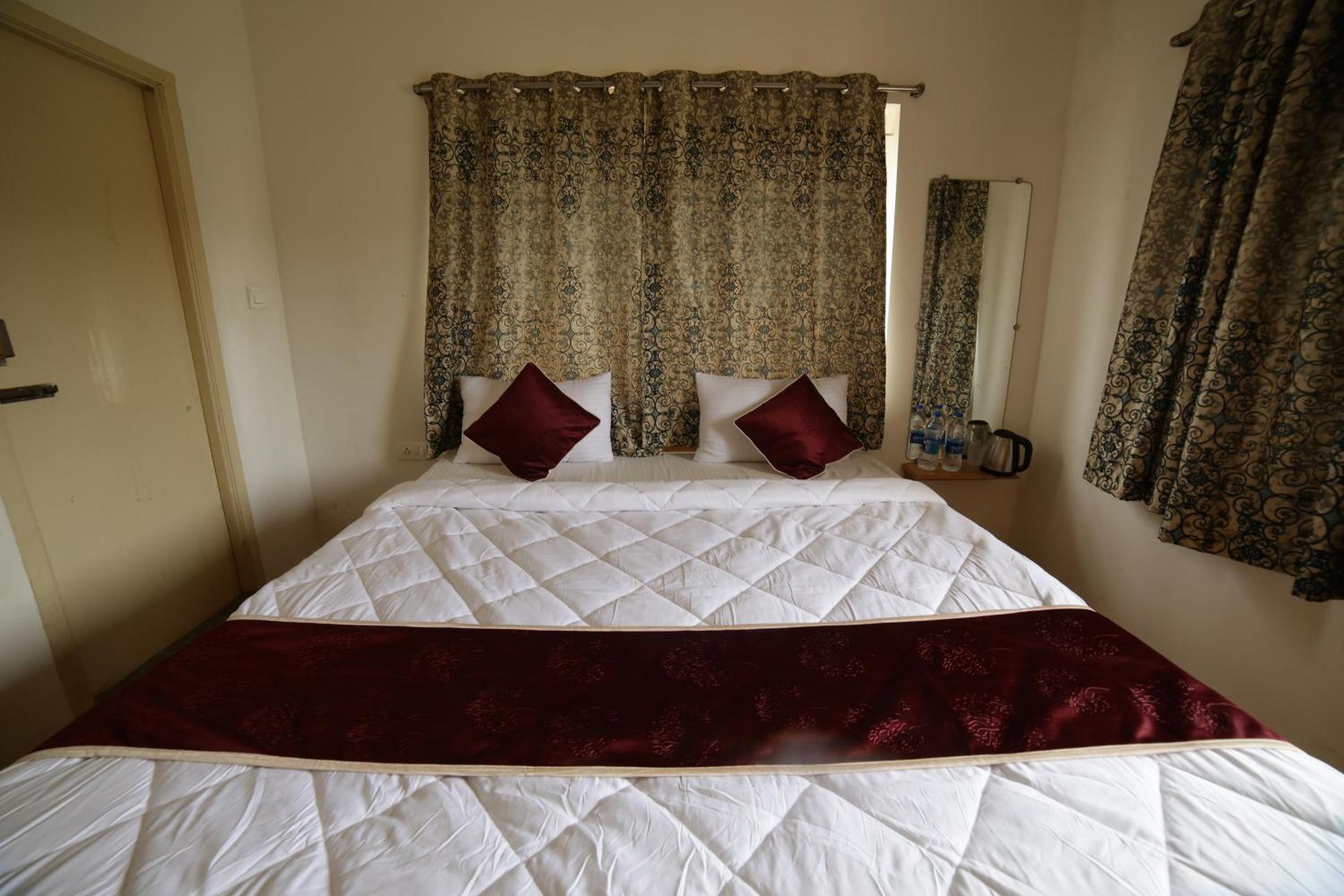 Naksha Tree Hotels - Yelagiri Exterior foto